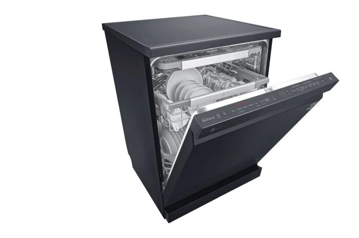 Lave-vaisselle LG QuadWash™ Steam | EasyRack™ | SmartThinQ™ DFB325HM